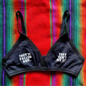 VTG Laid Back Novelty Bra. 1991. Like new. XS/S. USA.